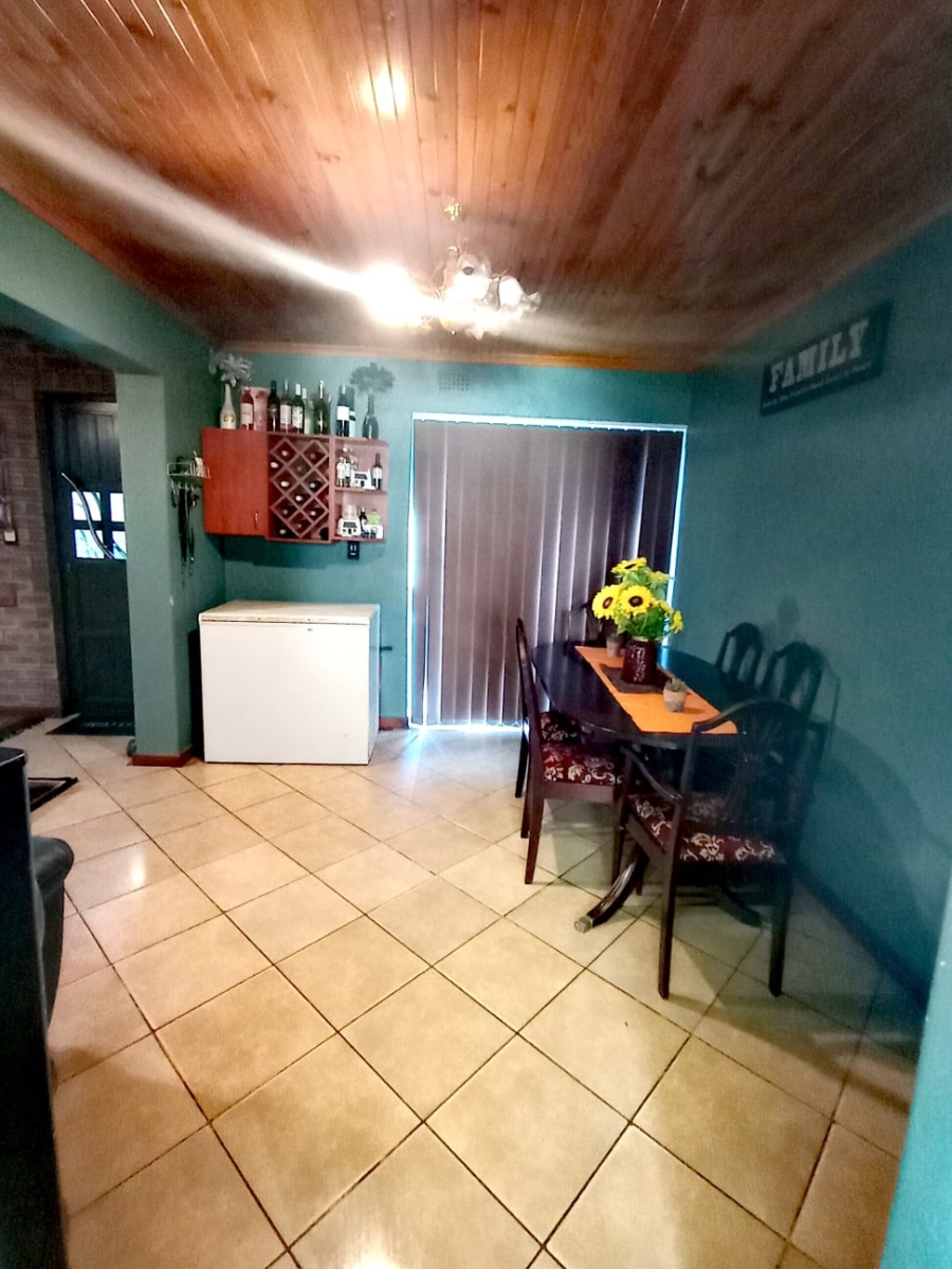 3 Bedroom Property for Sale in Forest Village Western Cape